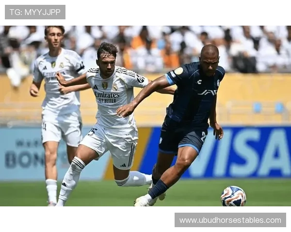 皇马控不住比赛情况体现阶段性变化，中场问题是否影响整体表现需关注